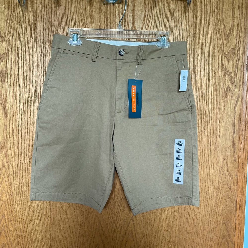 Men’s Old Navy ultimate slim shorts size 30 NWT